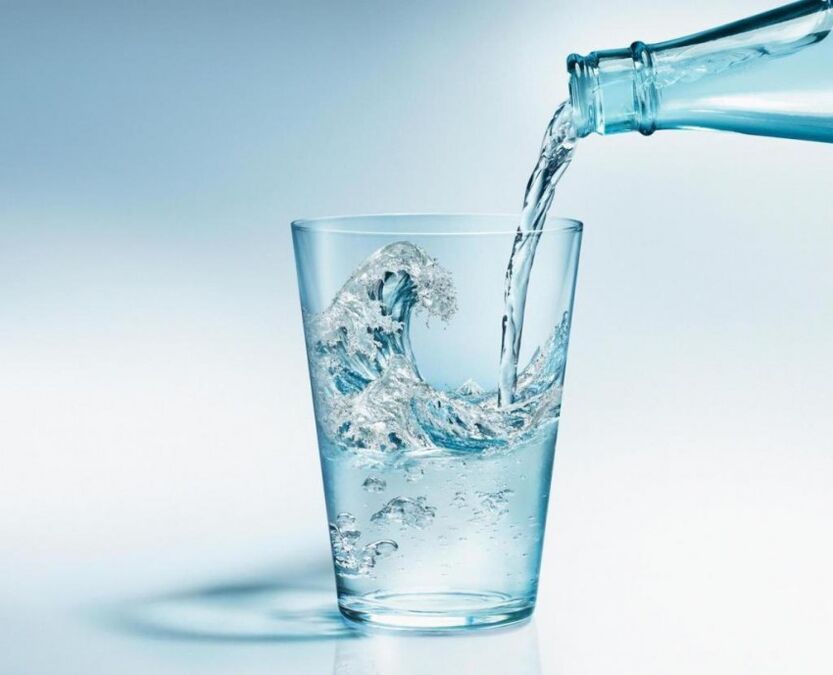 Խմելու դիետայի ընթացքում անհրաժեշտ է խմել շատ մաքուր ջուր